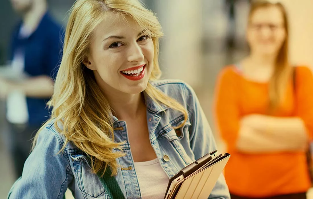 Avada Online School Hero Image – Mobile